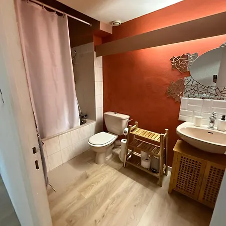 Apartment Le Nid Des Remparts Carcassonne