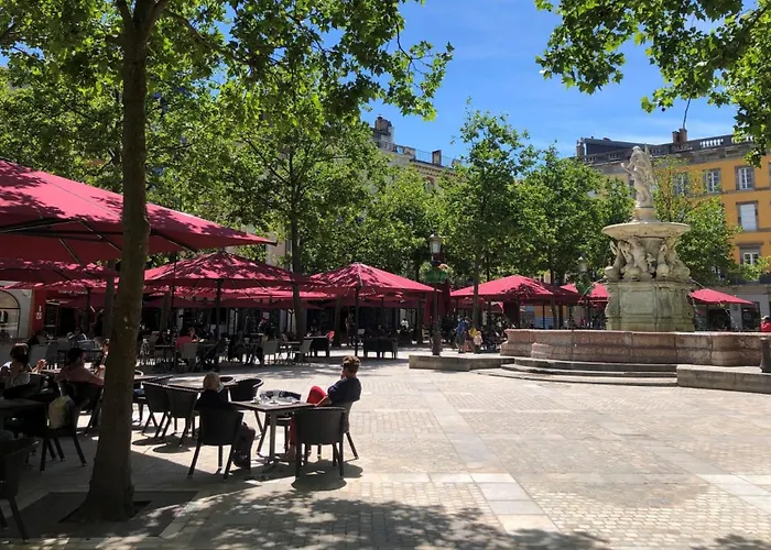 Le Nid Des Remparts Apartment Carcassonne